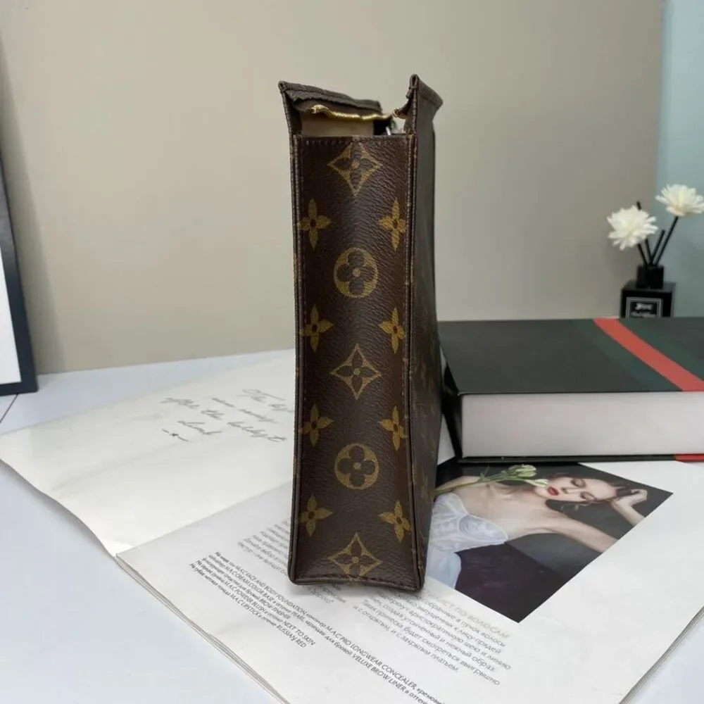 Louis Vuitton Women Pre-Loved Bag Very Good Condition
